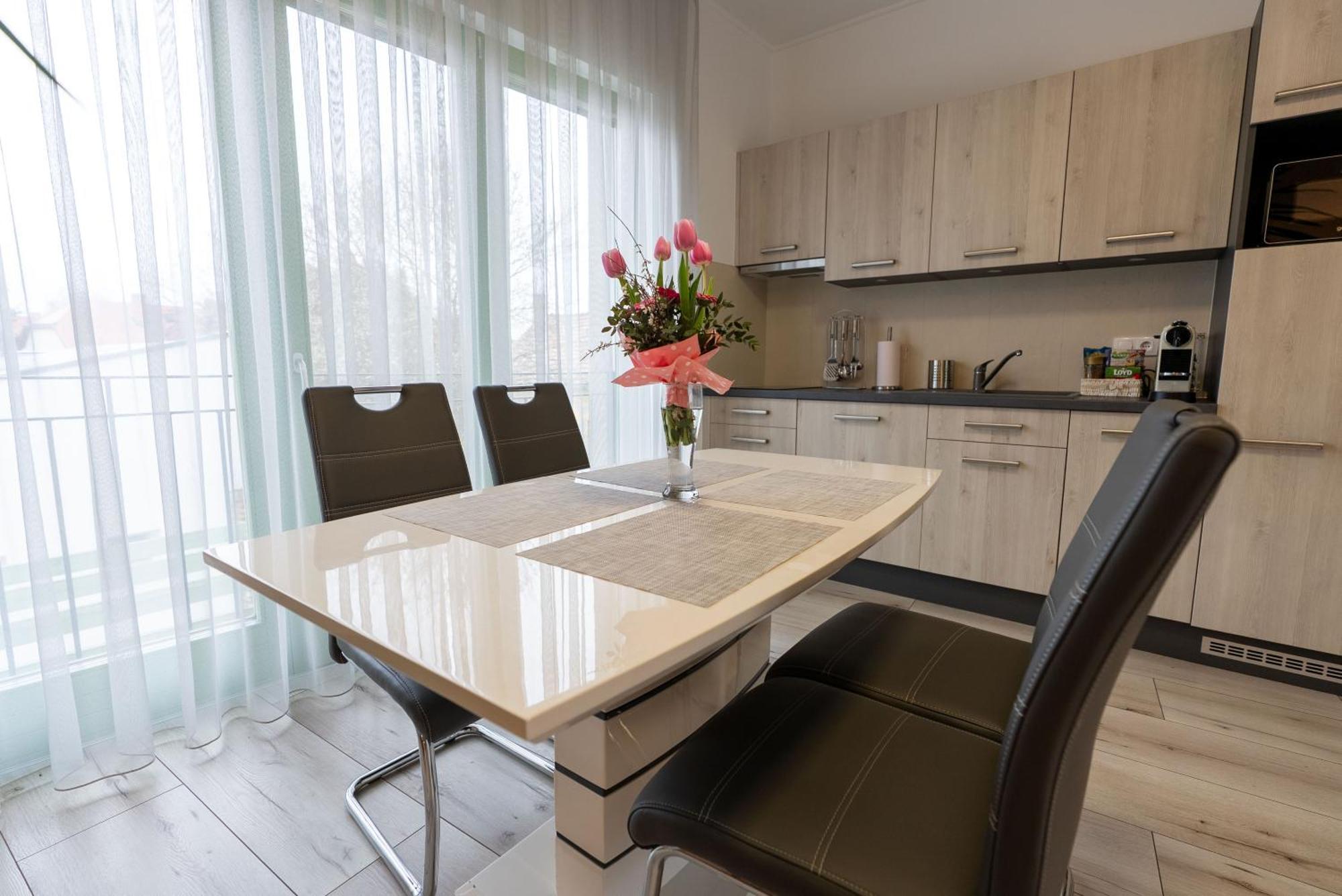 Dunafoldvar Jokai Apartman المظهر الخارجي الصورة